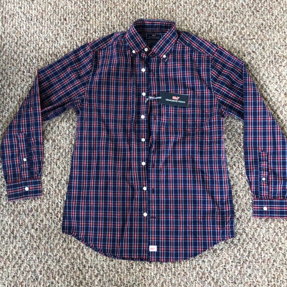 BRAND NEW Vineyard Vines Button Up